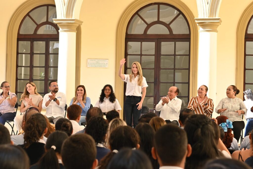 Un gran compromiso con la educación guarda Patricia Lobeira.
