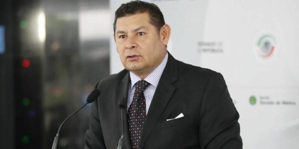 Morena quiere disolver el INAI