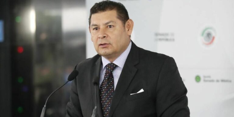 Morena quiere disolver el INAI