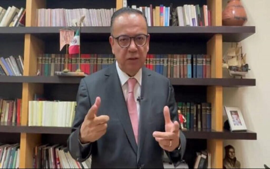 Germán Martínez renuncia a contienda presidencial