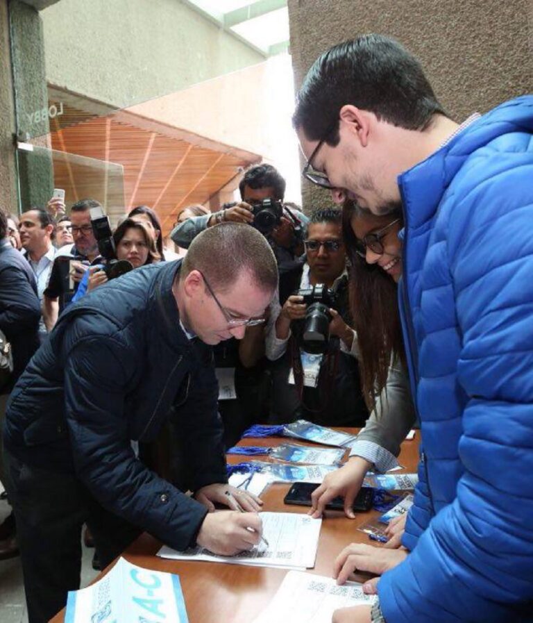 Las corcholatas de Andrés “ya no entusiasman”: Ricardo Anaya Córtes