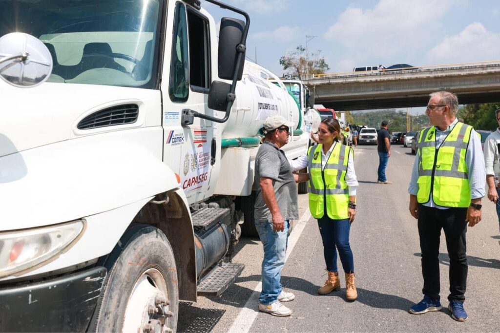Se desplegaron servicios básicos para afectados por Otis en Guerrero