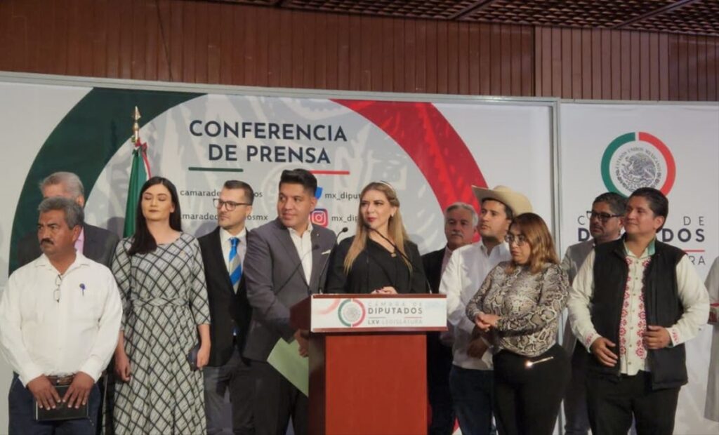 Se unen diputados marcelistas y monrealistas