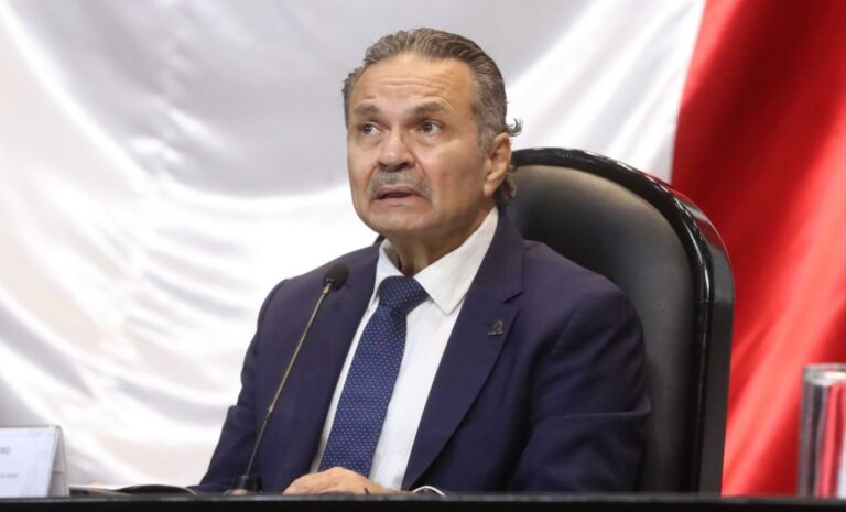 Con argumentos llaman “director trampitas” al titular de Pemex