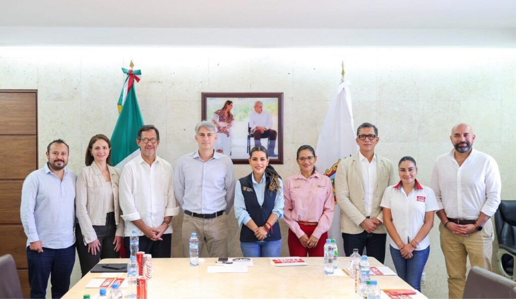 La gobernadora Evelyn Salgado Pineda, anunció un acuerdo con Grupo Coca-Cola FEMSA