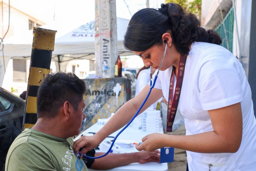 Tras el paso de Otis, la secretaría de salud estatal y federal aplican operaciones inmediatas