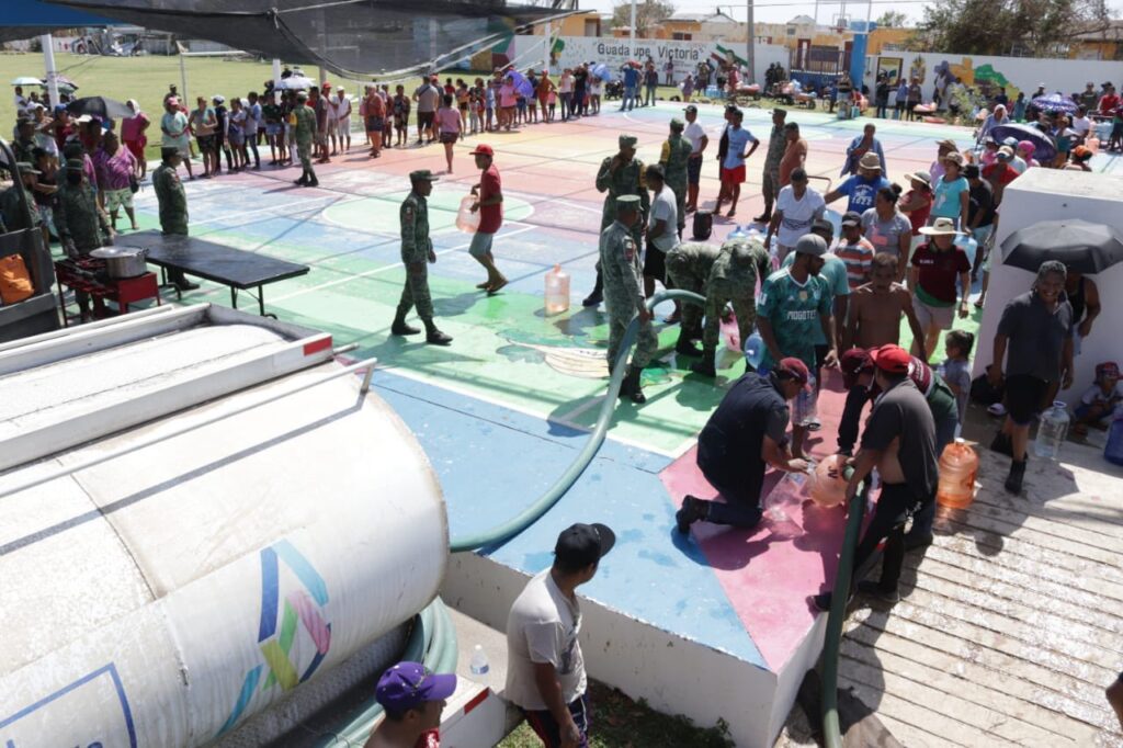 Sacmex brinda apoyo en zona de impacto de “Otis” en Guerrero