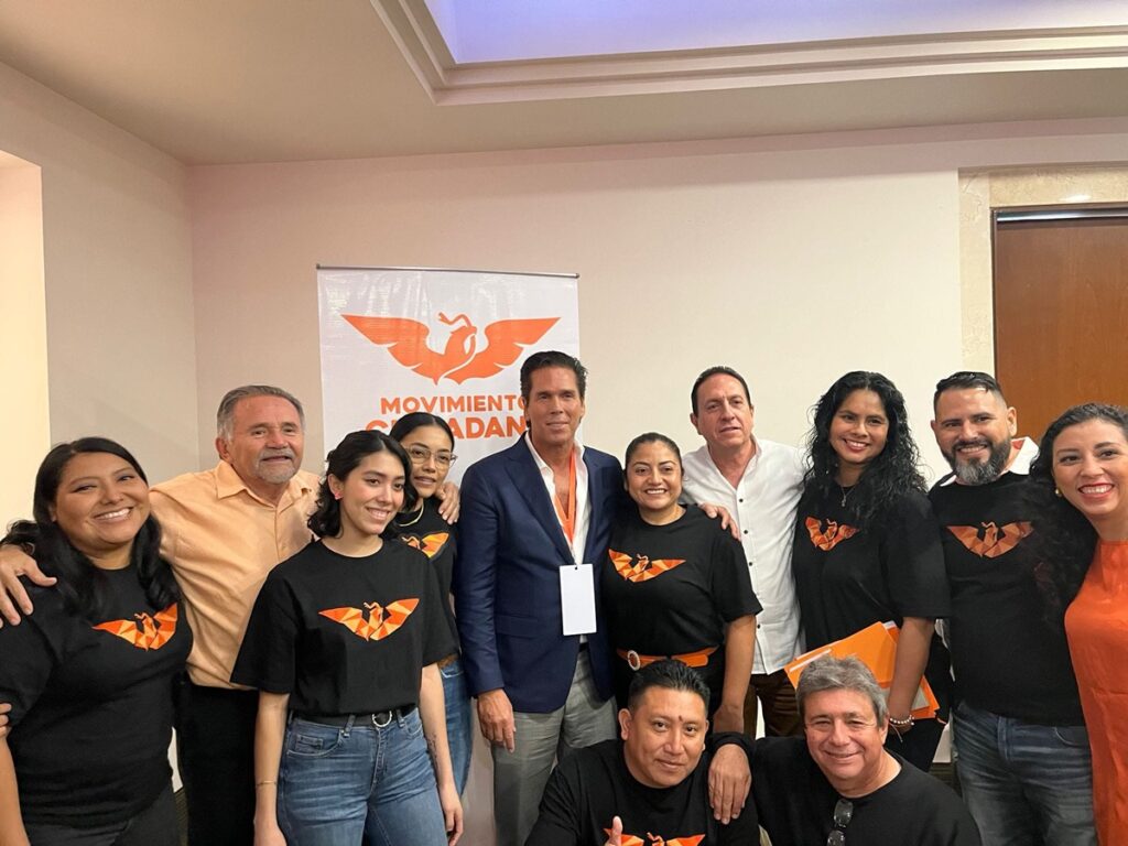 Formaliza Roberto Palazuelos precandidatura al Senado por MC