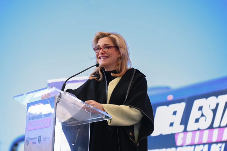 Maru Campos roba cámara en el Top 5 de los gobernadores mejor evaluados