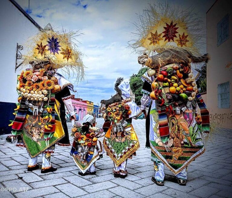 Grandes exponentes y marcas de prestigio como AJEMEX, en el El Carnaval de Huejotzingo