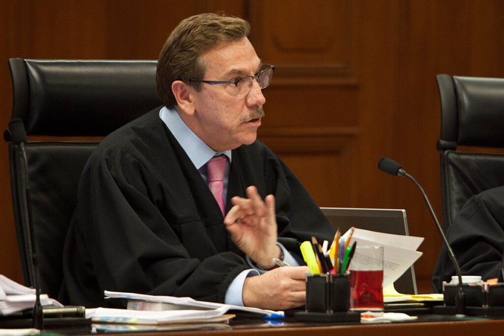 AMLO llama de nuevo “alteza serenísima” al ministro Javier Laynez