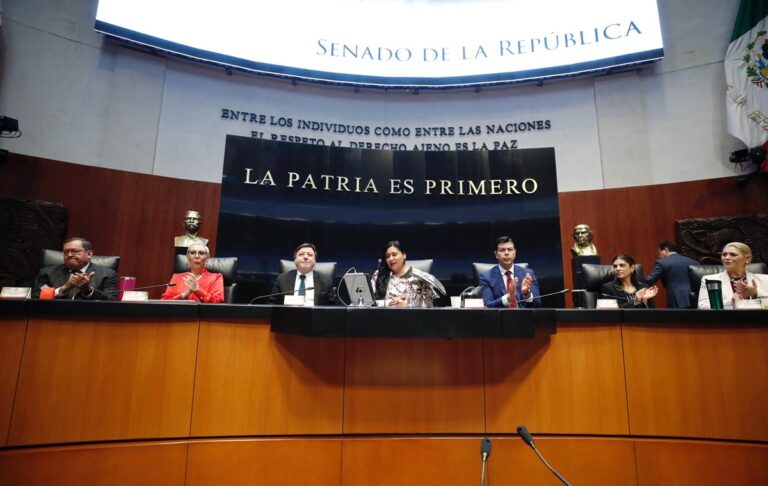 Aprueban que militares viajen a Panamá a buscar a General