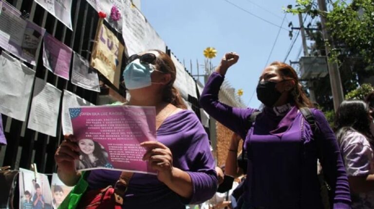 Movimiento feminista ha sido descalificado y criminalizado por la 4T