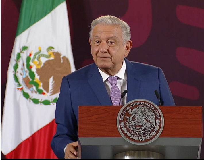 AMLO admite dañó a cenote por construcción del Tren Maya