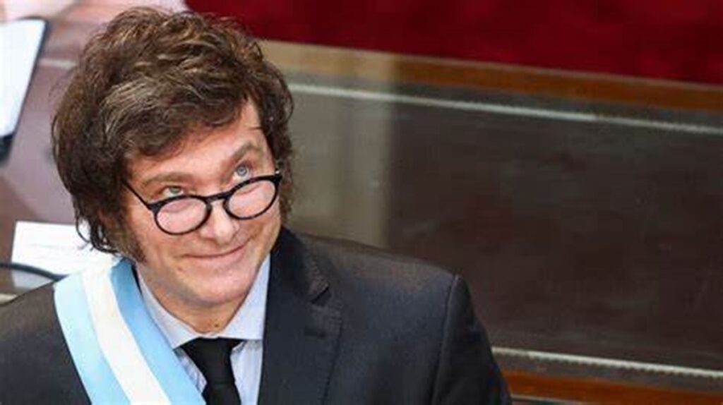 Javier Milei está mejor aprobado que AMLO a nivel mundial