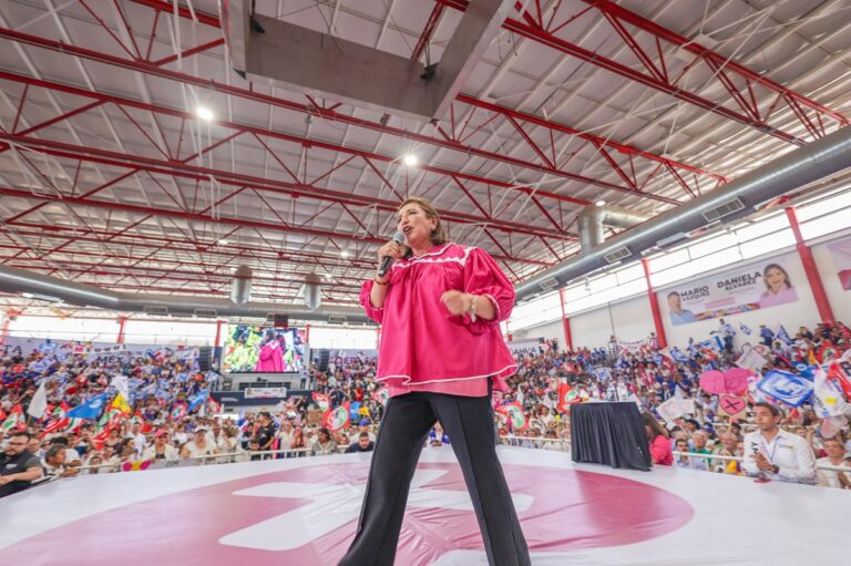 Zaldívar no debe "inventar historias" sino rendir cuentas: Xóchitl Gálvez