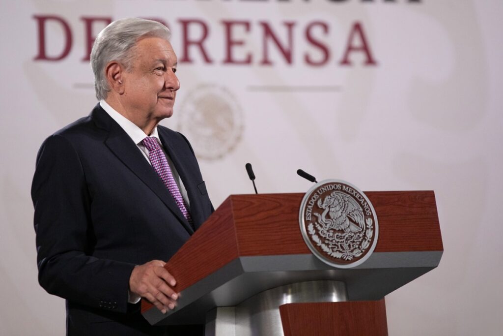 Mis adversarios han sido responsables, no han cruzado la frontera del insulto: AMLO