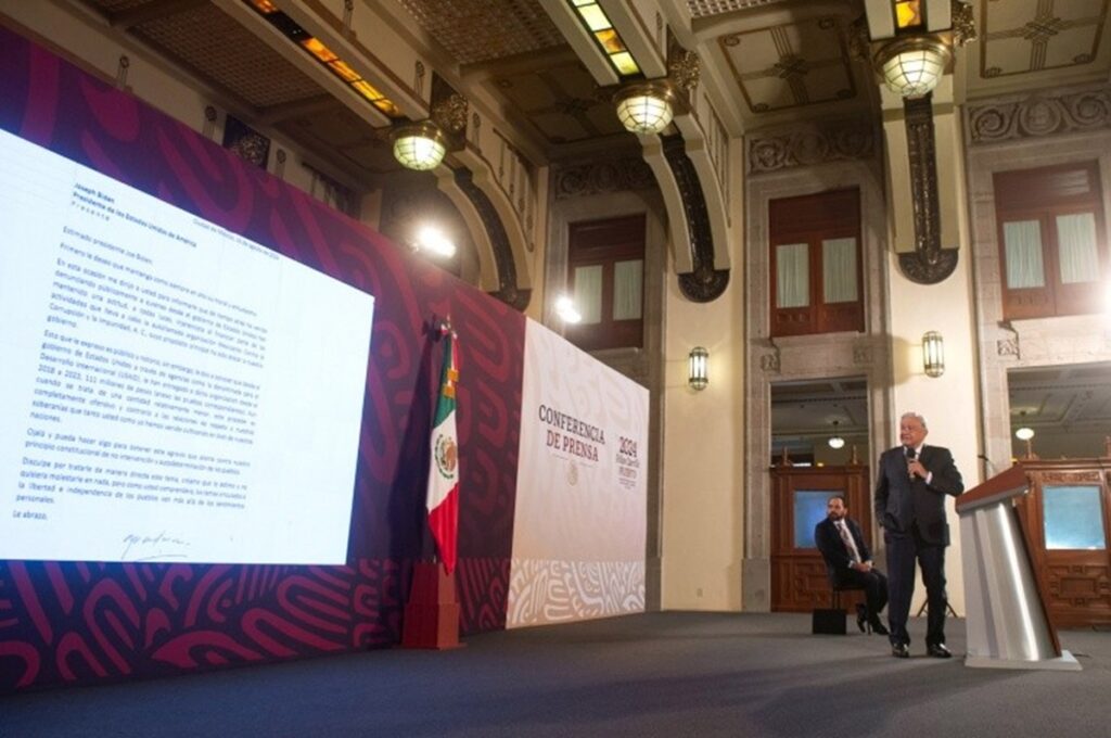 AMLO expone a Joseph Biden injerencia de Estados Unidos al financiar a MCC
