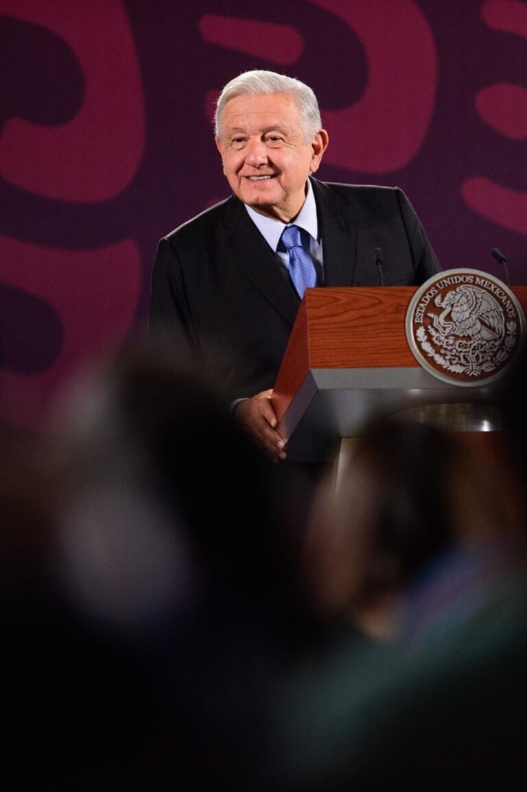 AMLO justifica dichos de comandante que seguridad en Sinaloa depende de “grupos antagónicos”