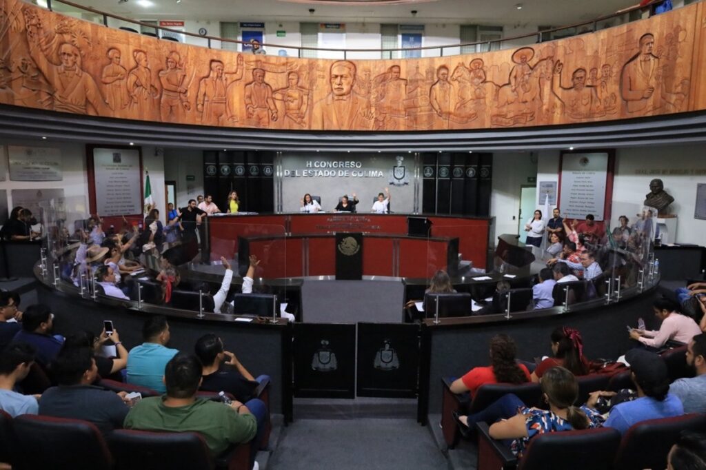 Congresos locales consuman reforma, por vía rápida, para que AMLO la publique el 15 de septiembre