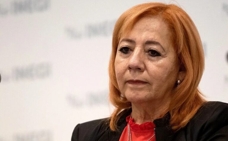 Rosario Piedra se registra en el Senado para reelección en CNDH