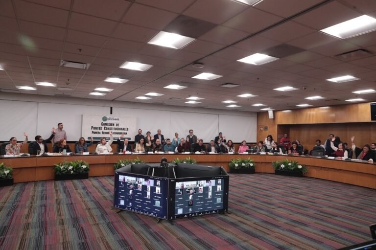 Cámara de Diputados se declaró en receso para discutir hoy “supremacía constitucional”