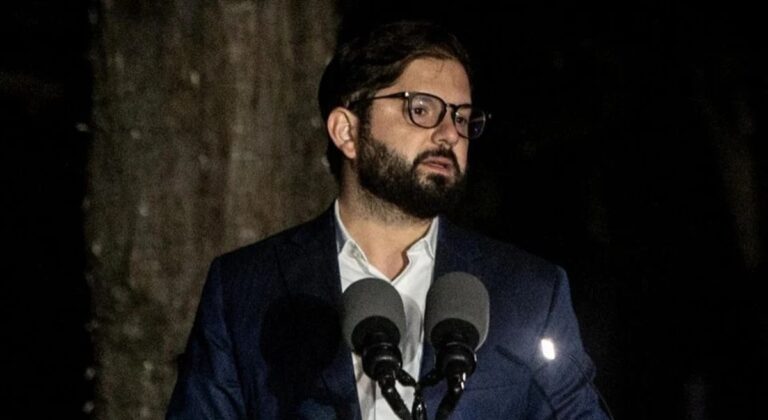 "Desde la izquierda, les digo que el gobierno de Maduro es una dictadura": Gabriel Boric