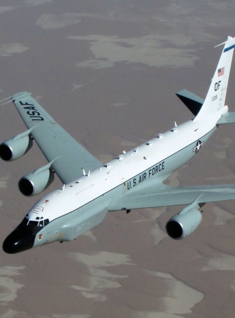 EU admite que realiza vuelos de reconocimiento sin autorización de México