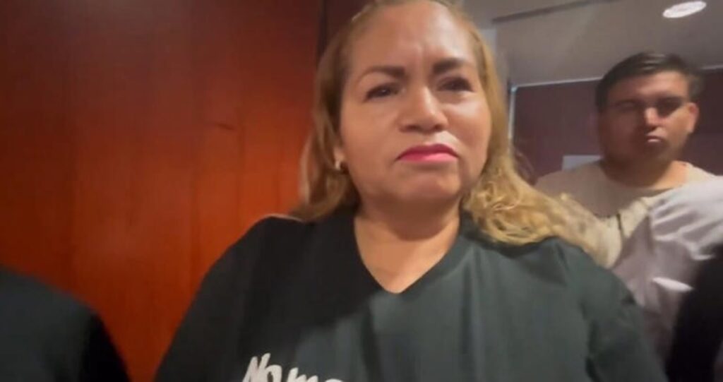 "O busco a mi hijo o me dan protección"; Ceci Flores revela oferta de Adán Augusto