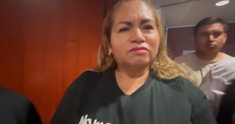 "O busco a mi hijo o me dan protección"; Ceci Flores revela oferta de Adán Augusto