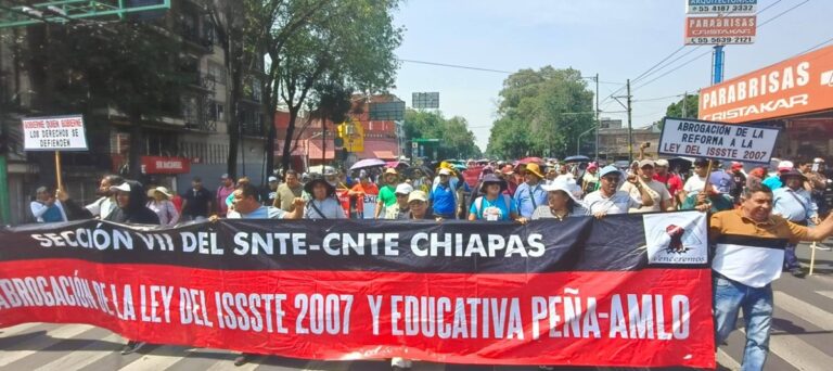 CNTE amaga con extender plantón varias cuadras más en el Centro de la CDMX