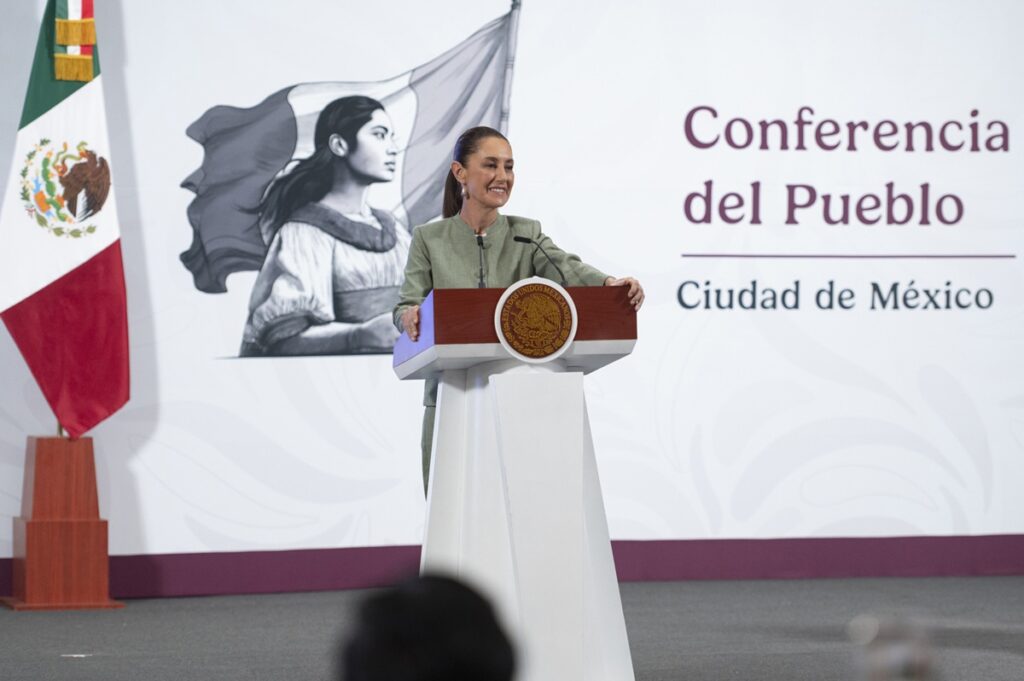 Sheinbaum cuestiona acuerdo del FBI con familiares de "El Chapo" Guzmán