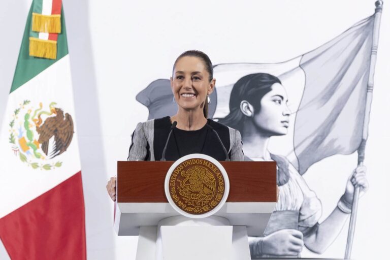 Sheinbaum niega irregularidades en adquisición de medicamentos en sexenio de AMLO