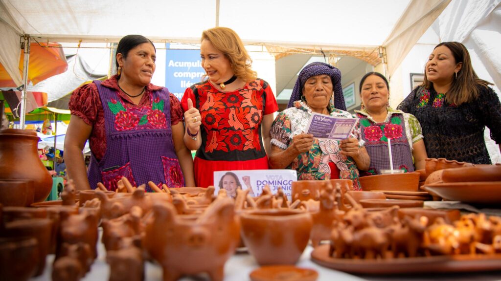 Justicia se transforma con visión intercultural: Yasmín Esquivel Mossa