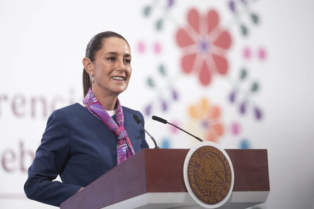 Presidenta Sheinbaum evita hablar de la CNTE; hoy tienen reunión con Segob