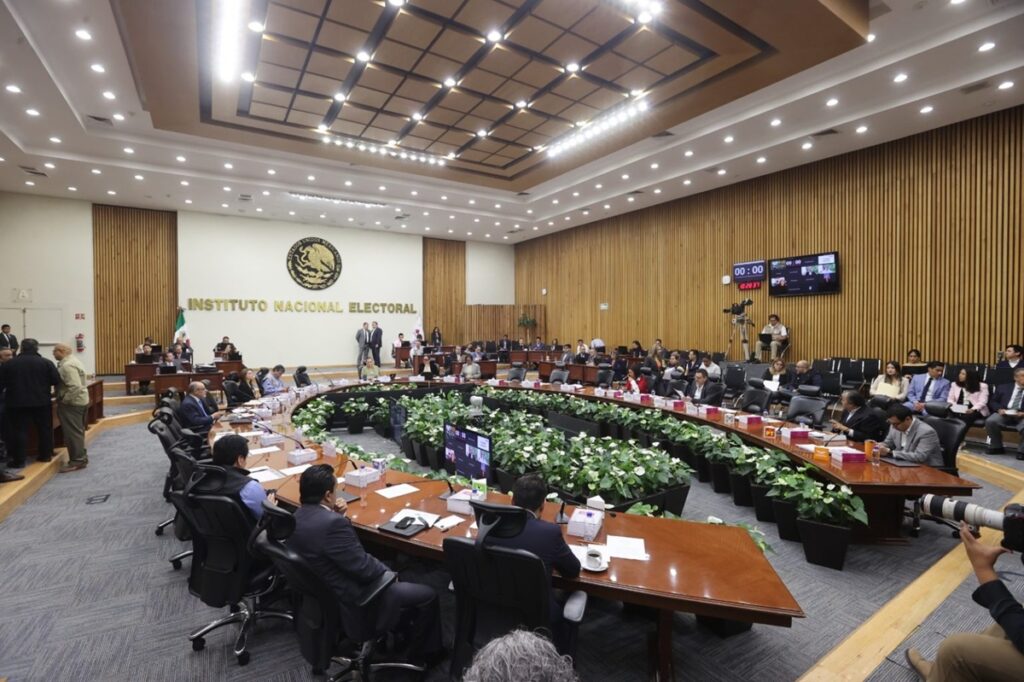 Impone INE sanciones por cerca de 32 mdp a partidos políticos