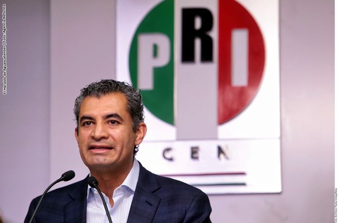 Enrique Ochoa Reza recupera de manera inmediata su militancia priista, reafirmando su derecho a participar en la vida interna del partido.