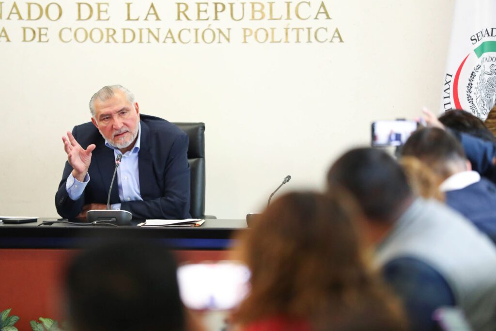 Adán Augusto manifiesta que todos sus ingresos están declarados ante el SAT