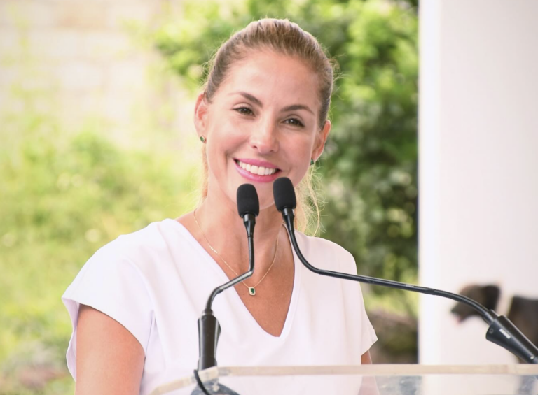 Patricia Lobeira Rodríguez también invitó a visitar el Puerto de Veracruz en este fin de semana patrio.