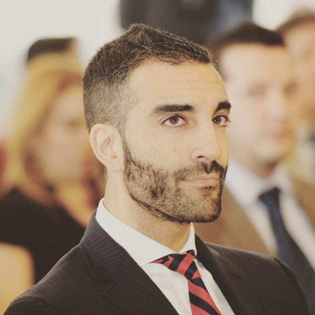 Simón Levy niega detención y acusa atentado en su contra