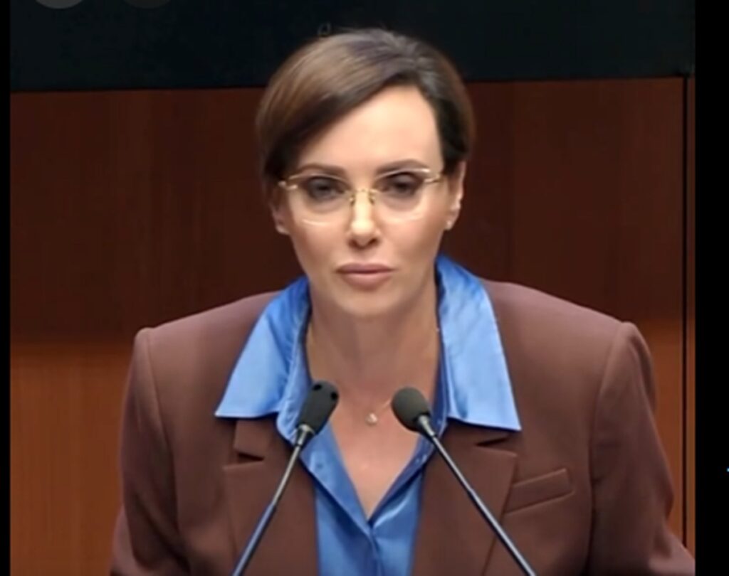 “A ver tú, idiota, llora por Carlos Manzo”: Lilly Téllez