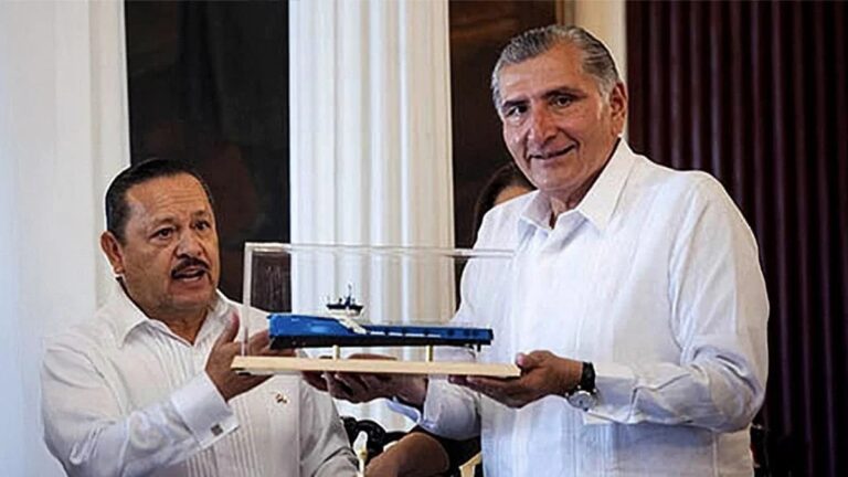 Bancomext entregó 21 mdd a naviera huachicol de amigo de Adán Augusto López