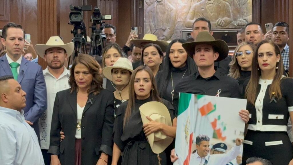 Grecia Quiroz toma protesta como alcaldesa de Uruapan