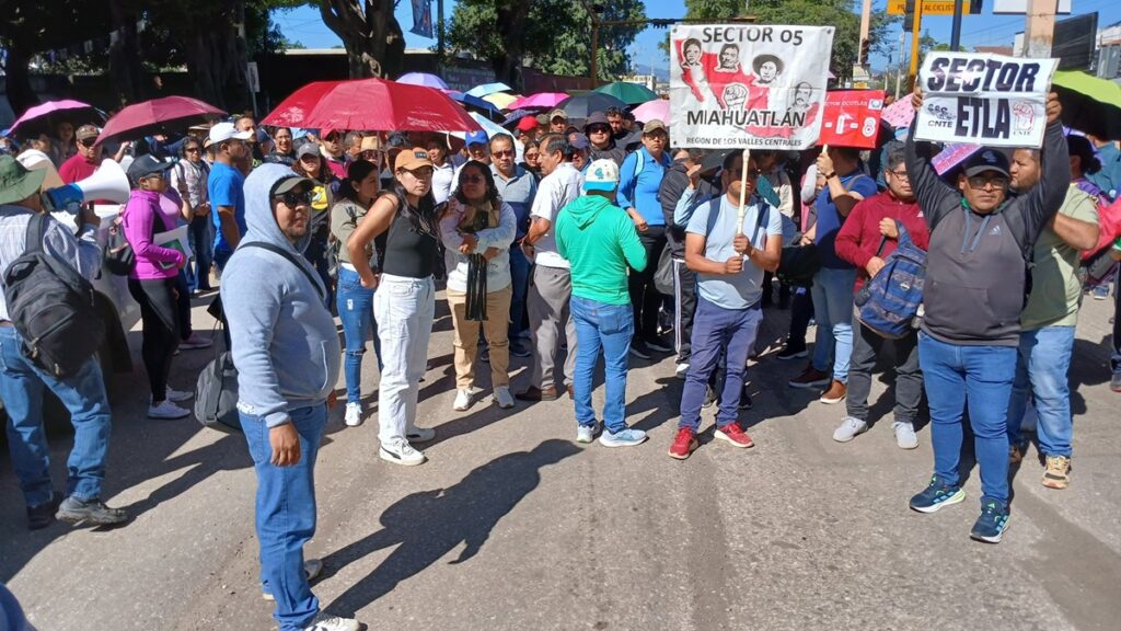 Maestros de la CNTE alistan paro nacional de 48 horas