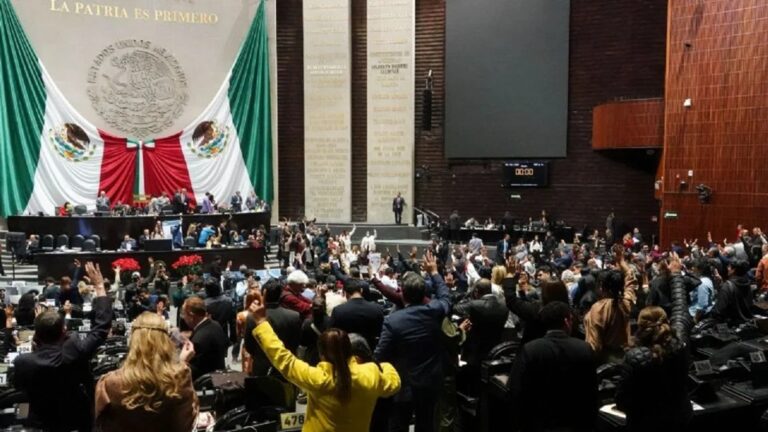 Se registra conato de bronca entre diputados por Ley General de Aguas