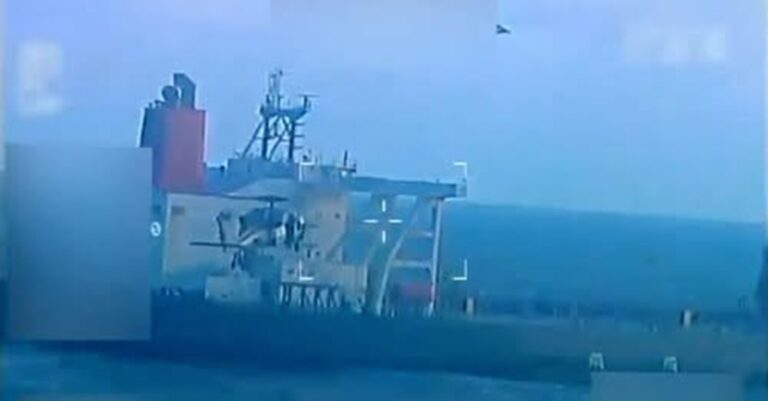 Trump ordena bloqueo “total” a buques petroleros de Venezuela