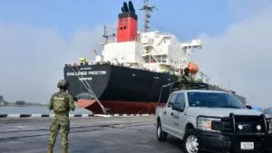 Cambios en la Marina en medio del caso de los hermanos Farías Laguna y la presión de Trump