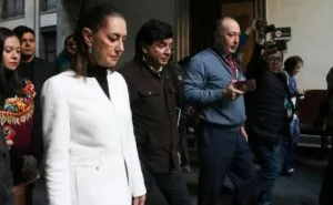 Desaloja Sheinbaum Palacio Nacional tras sismo