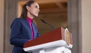 Sheinbaum responde a funcionaria de Morena: "El narco es opción de muerte, no de empleo"