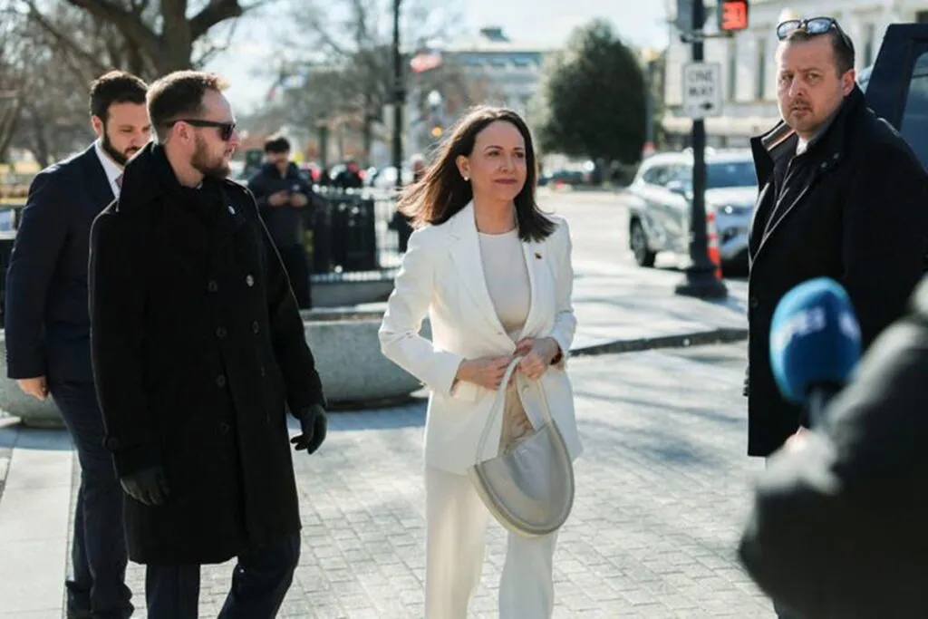Trump y María Corina Machado se reúnen en la Casa Blanca